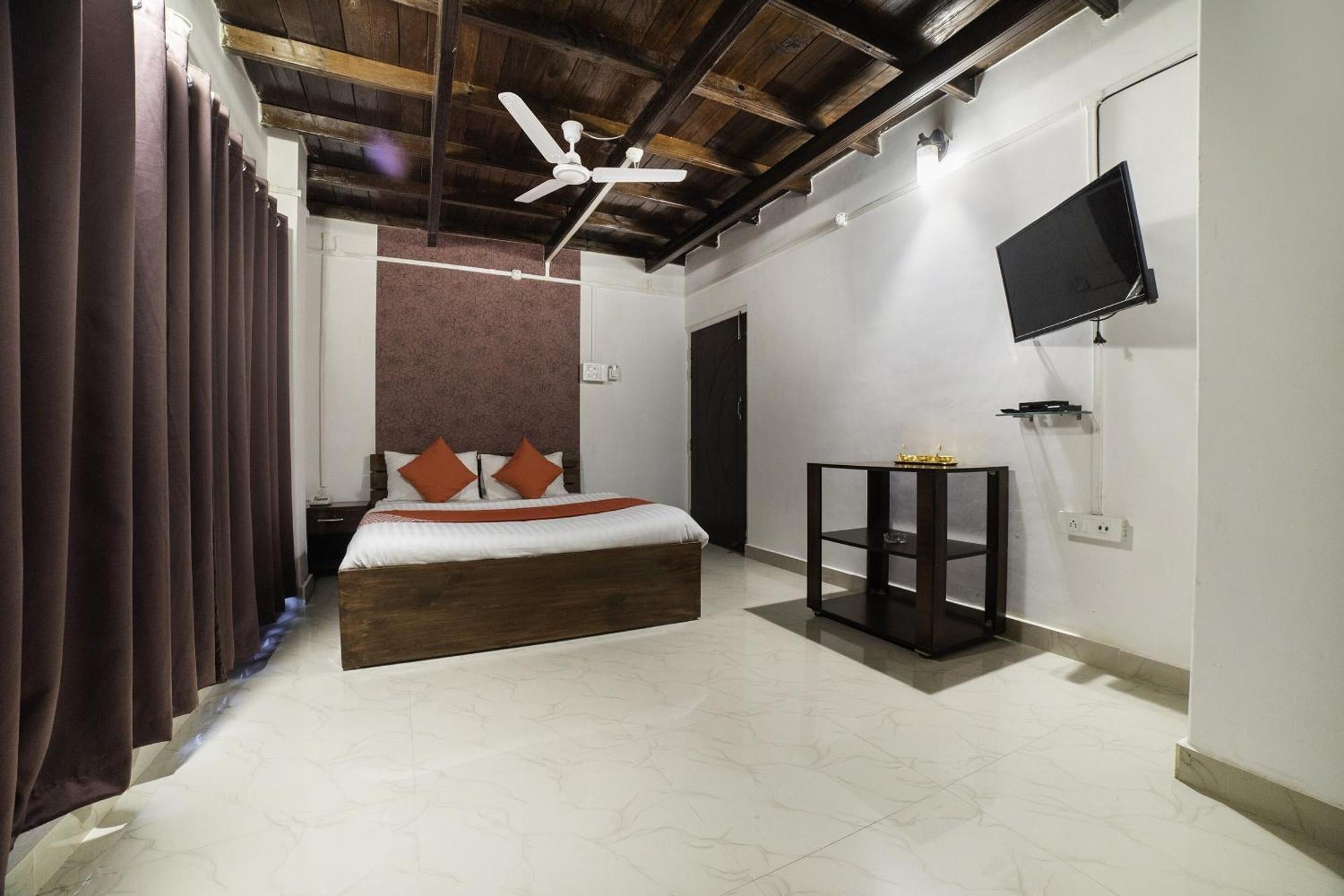 Hotel O Highland Manor Guwahati Exteriör bild
