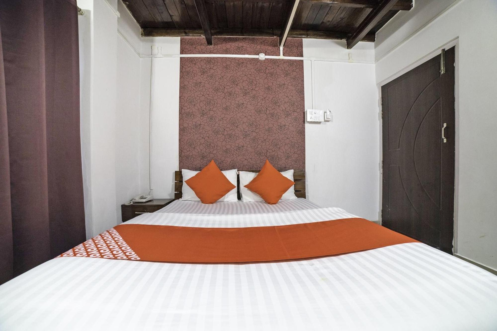 Hotel O Highland Manor Guwahati Exteriör bild