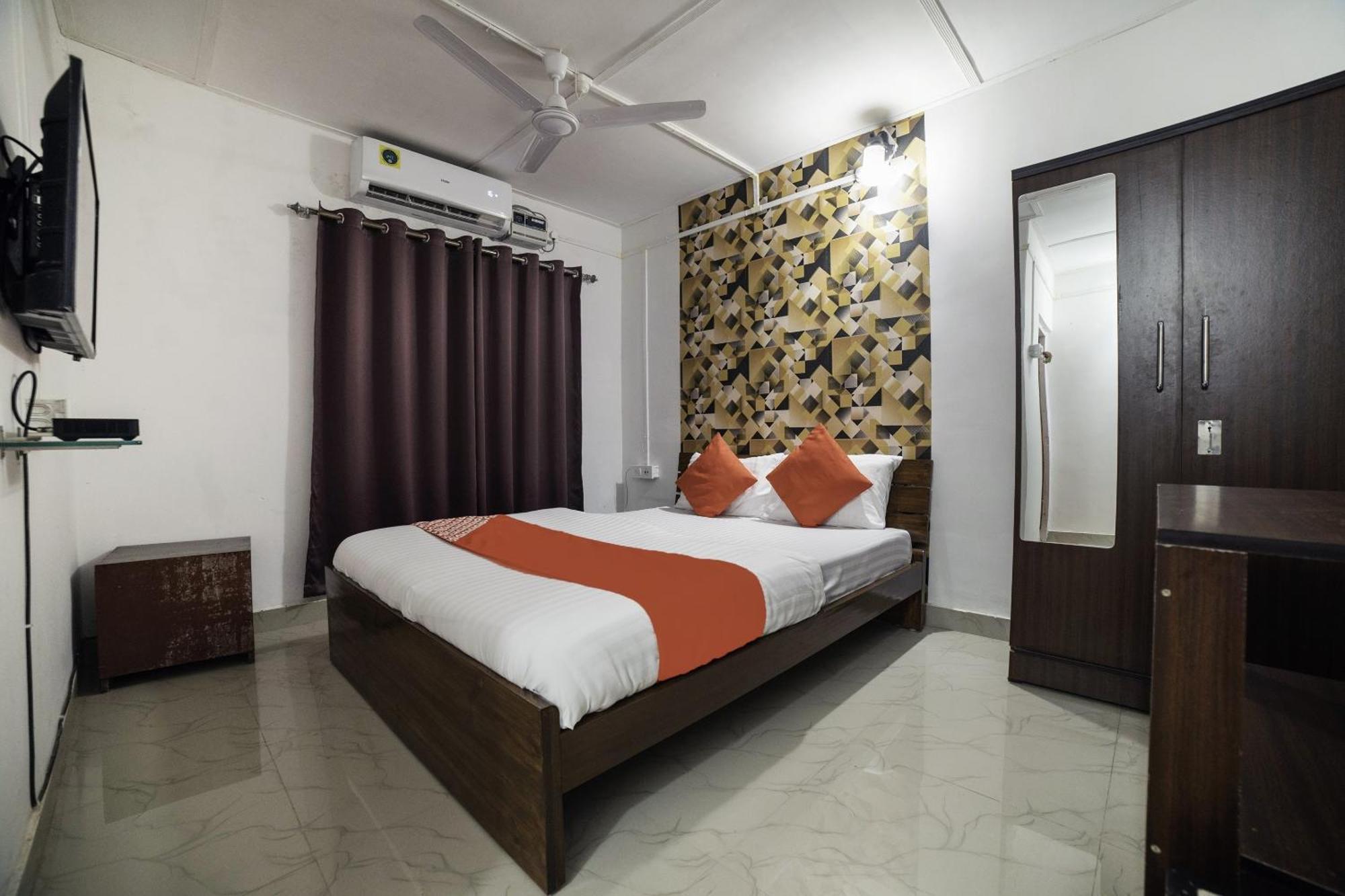 Hotel O Highland Manor Guwahati Exteriör bild