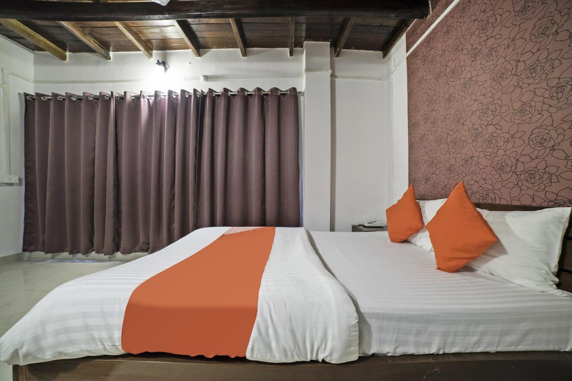 Hotel O Highland Manor Guwahati Exteriör bild